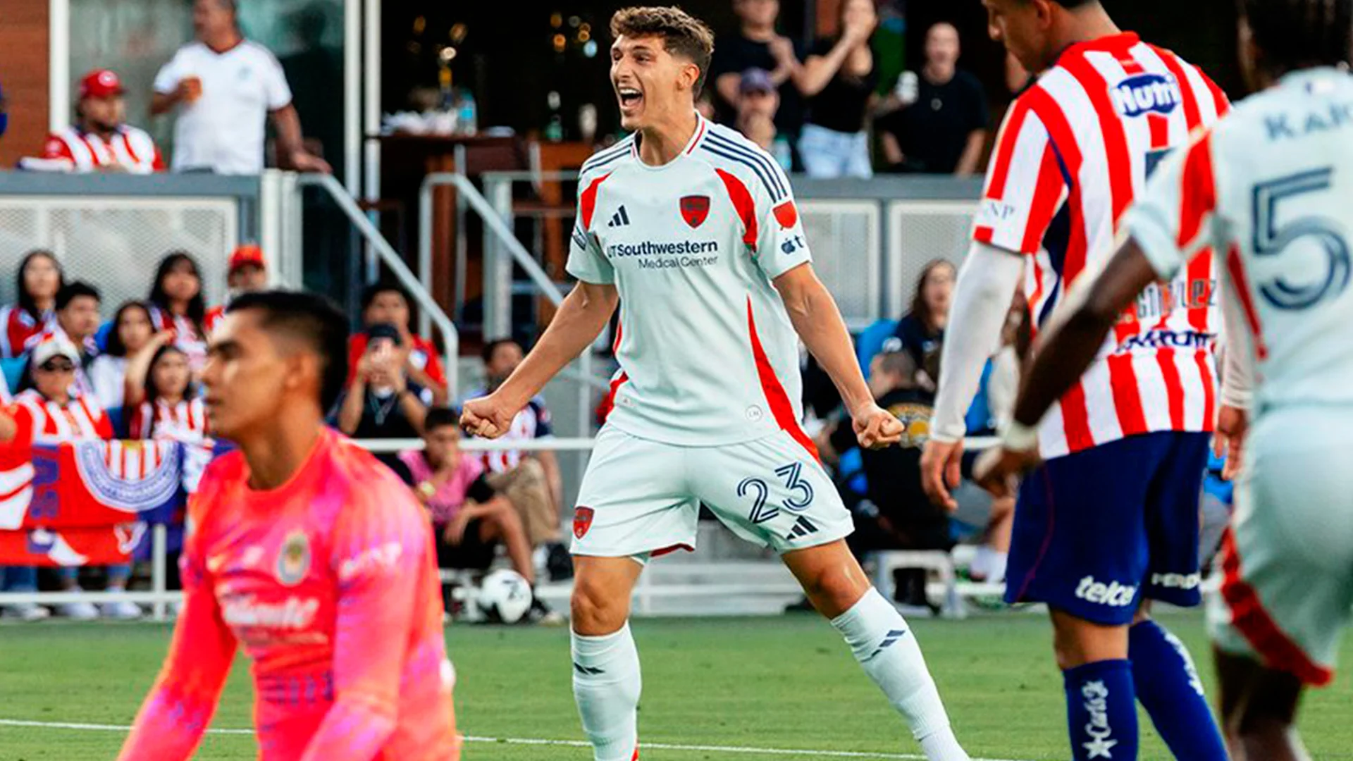 Chivas cae 1-0 ante FC Dallas y compromete su clasificación en la Leagues Cup