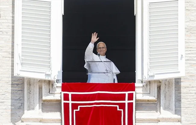 El papa urge a Ucrania y Rusia a que detengan los ataques a objetivos civiles