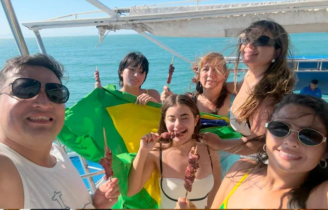Turistas colombianas fallecidas en helicóptero festejaban unos XV años en Brasil