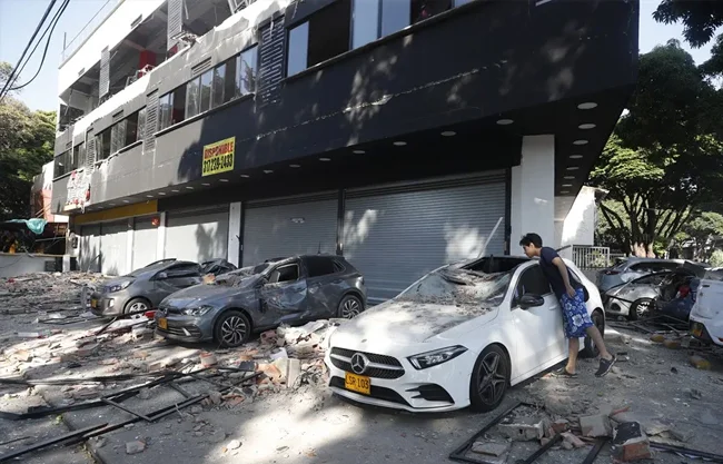 Temblor magnitud 7.4 sacude Colombia con graves daños materiales en varias ciudades