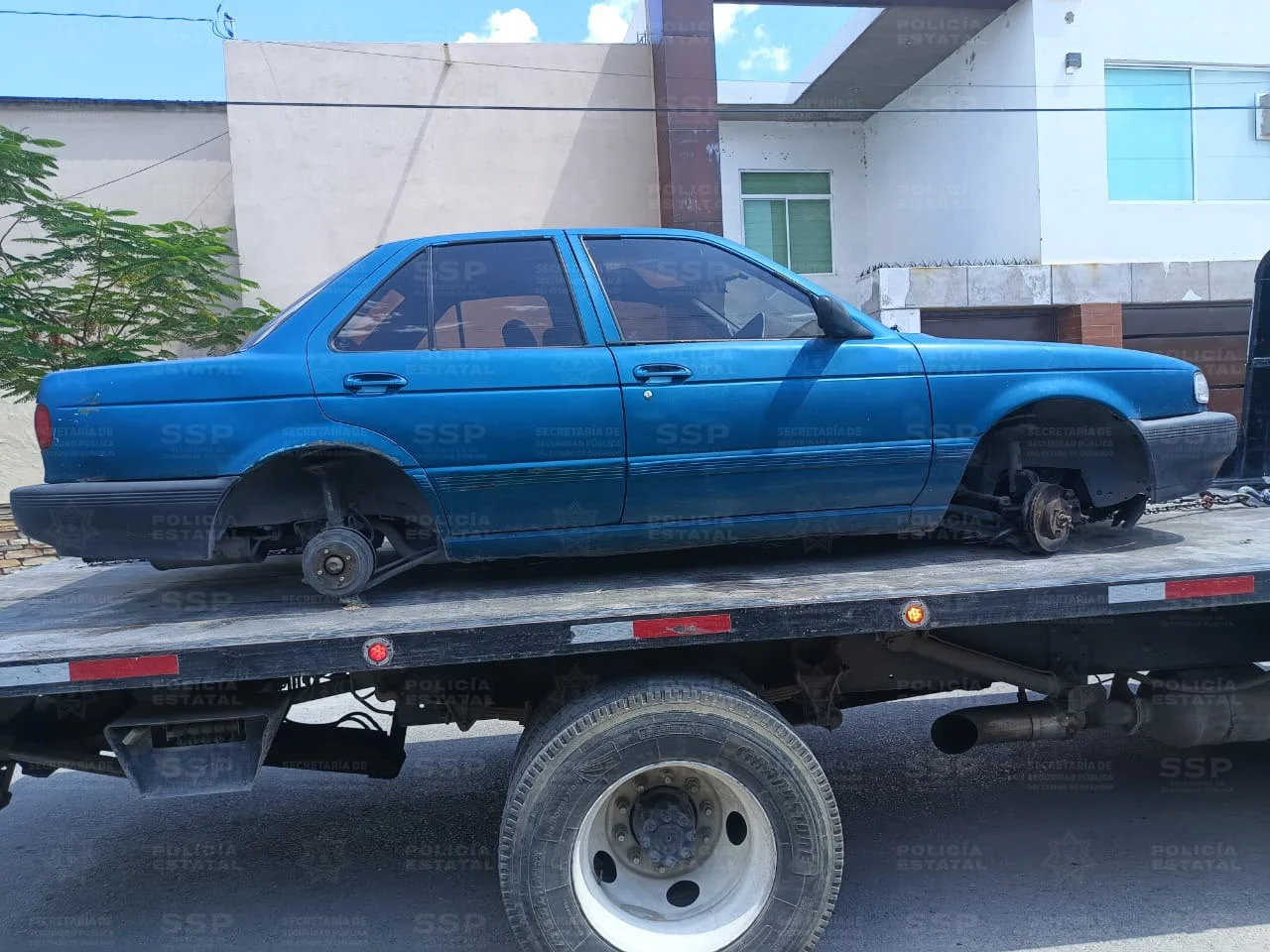 Policía Estatal recupera vehículo robado en Lerdo