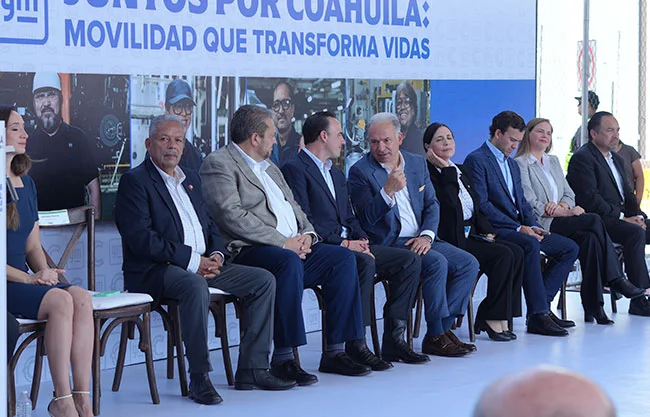 “Debemos re-capacitar a los trabajadores reajustados” Afirma Tereso Medina Ramírez, Líder Nacional de la CTM
