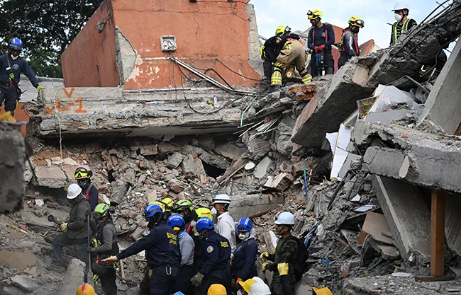 Colombia frena viaje de 255 militares mexicanos para labores de auxilio tras sismo