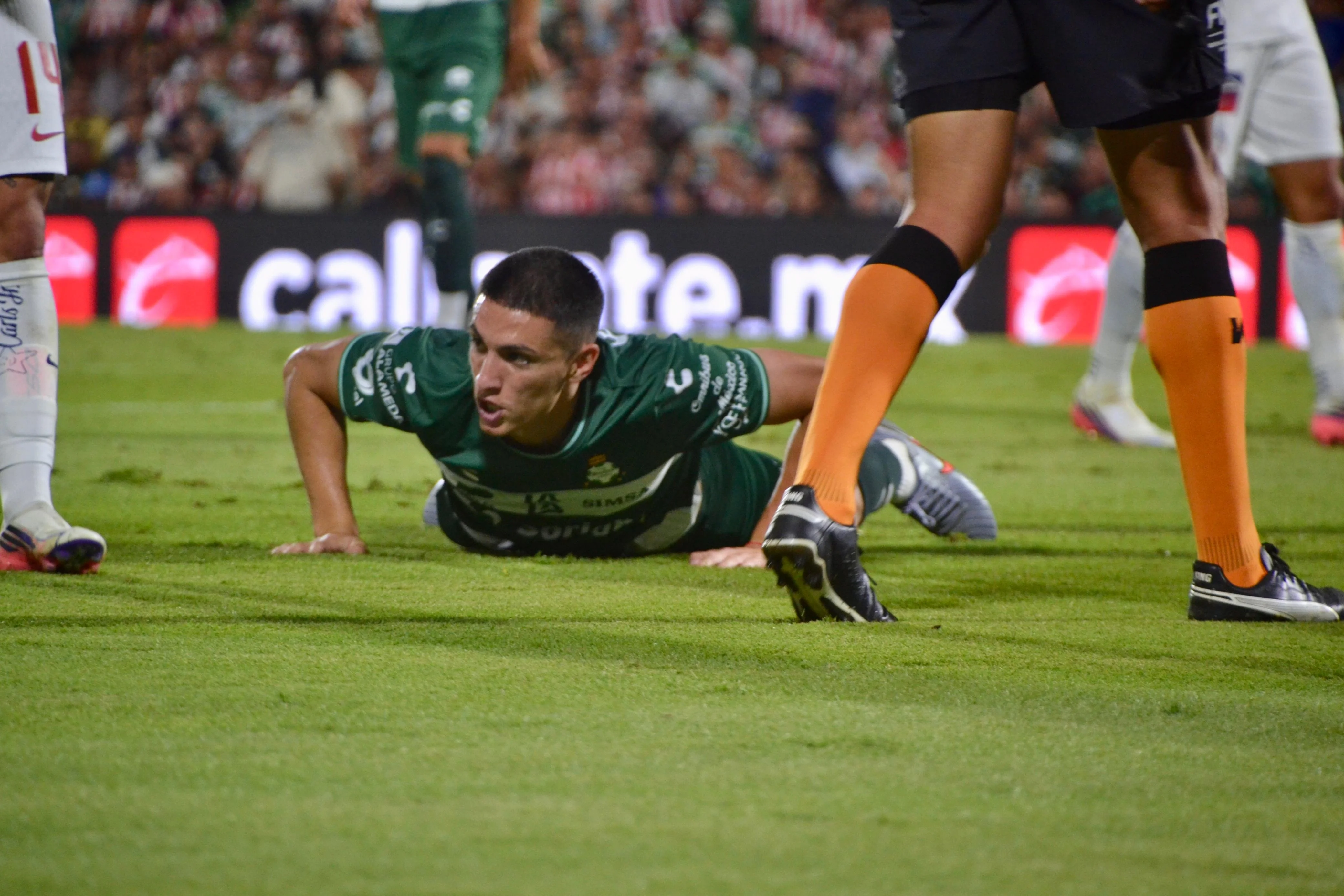 Santos suma su cuarta derrota al hilo en Liga ante Chivas