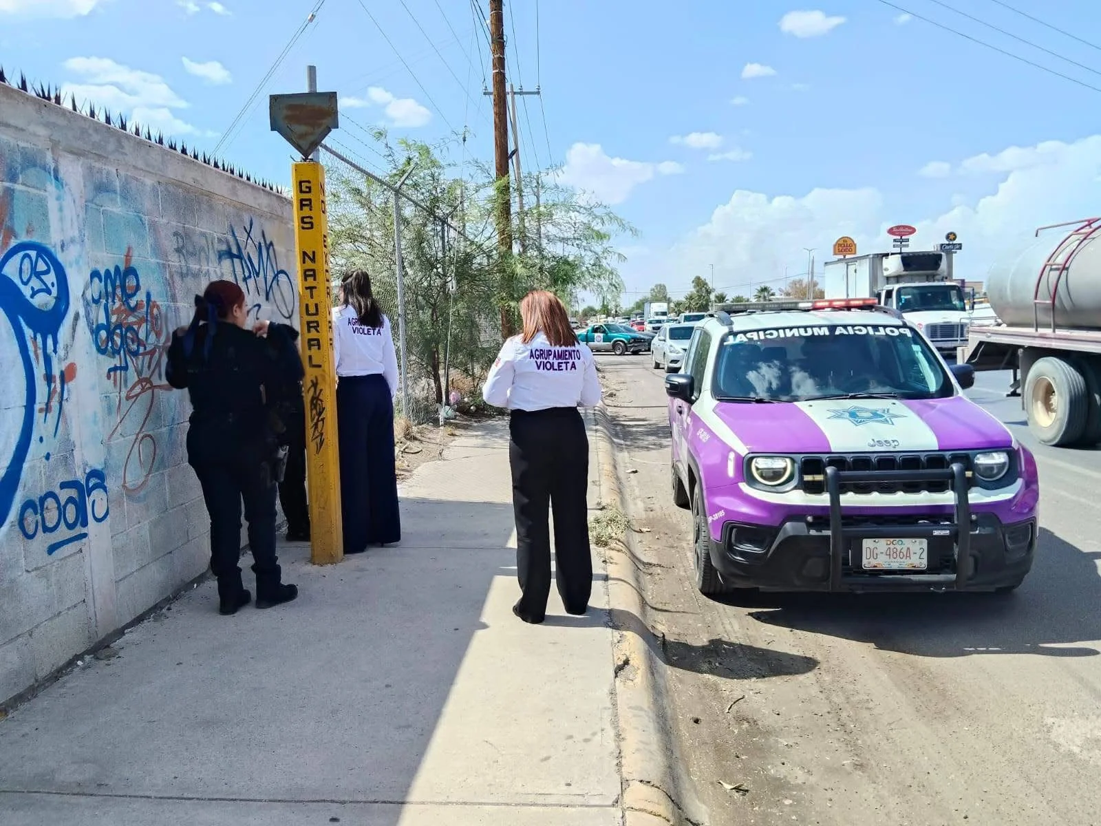 Agrupamiento Violeta auxilia a mujer tras reporte de probable suicidio en Gómez Palacio