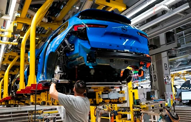Sector automotriz frena esfuerzos de Carney para evitar nuevos aranceles de Trump a Canadá