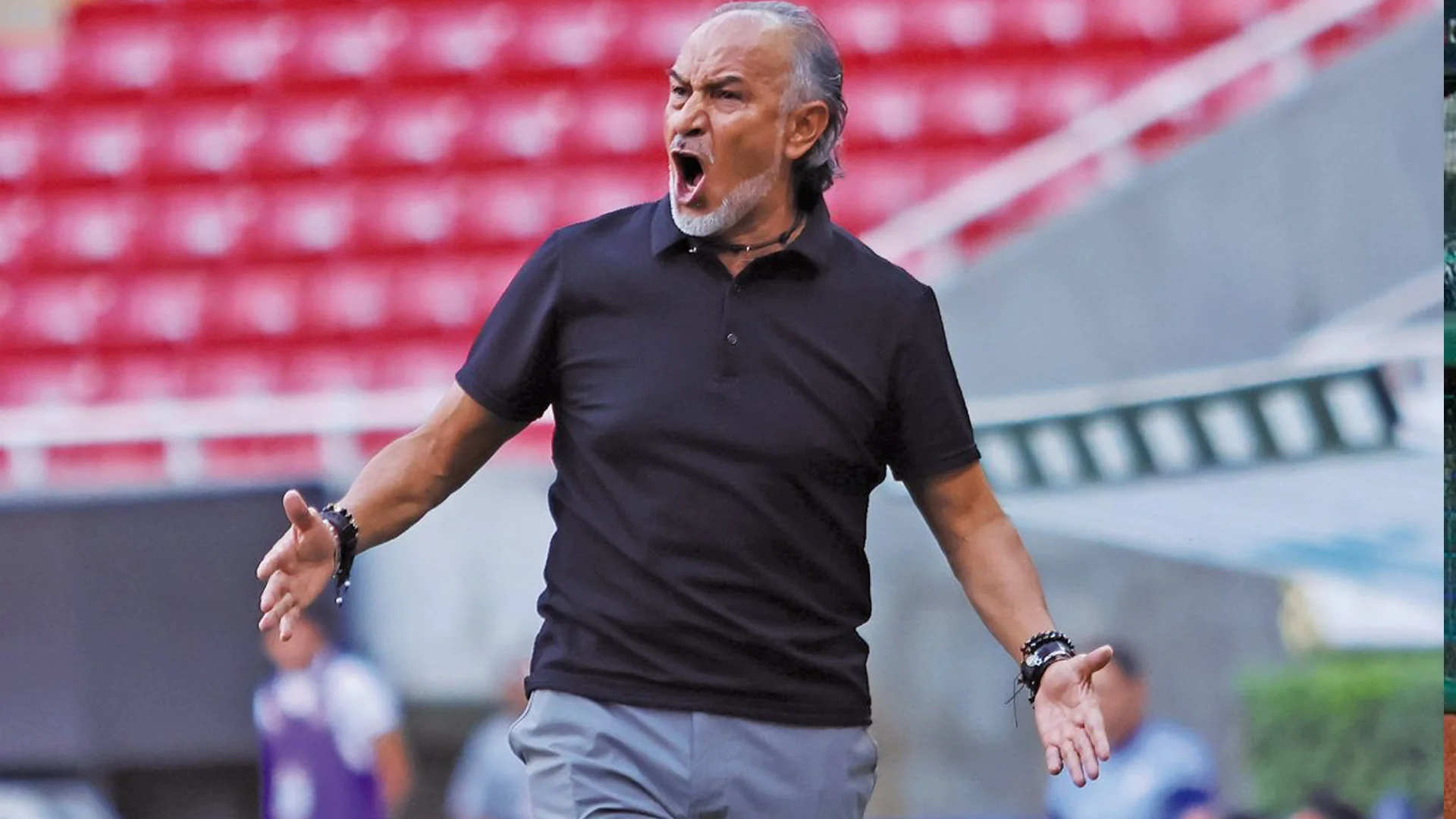 ¡Bomba en el baquillo! El "Potro" Gutiérrez suena con fuerza para Cruz Azul Femenil