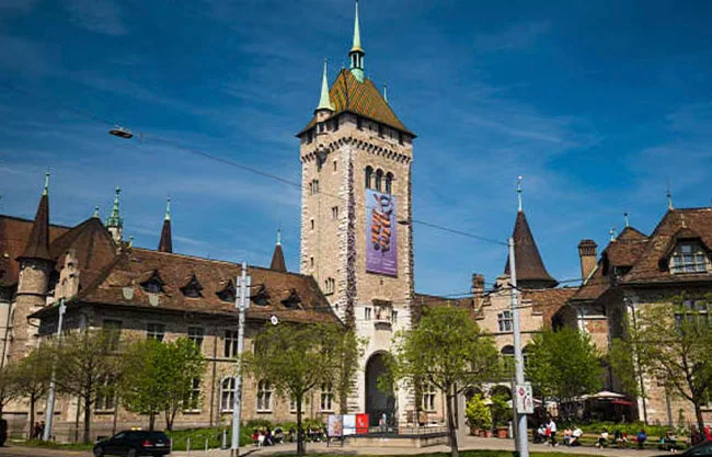 Detienen a los presuntos autores de un robo a un importante museo relojero de Suiza