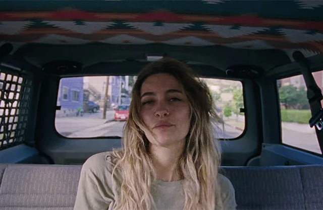 Paris Jackson estrena Happiest Day of My Life, una canción sobre encontrar luz en medio de la oscuridad