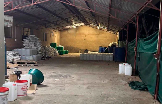 Sudáfrica detiene a 2 mexicanos por narcolaboratorio de metanfetamina
