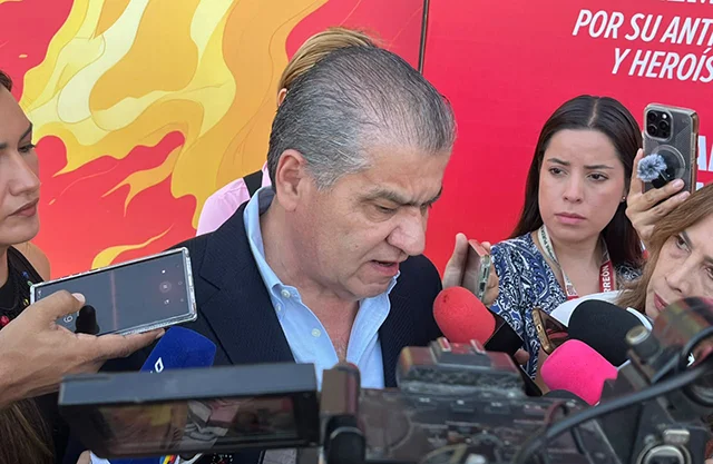 ‘No se van a armar los tránsitos de Torreón’: Riquelme descarta entrega de armas