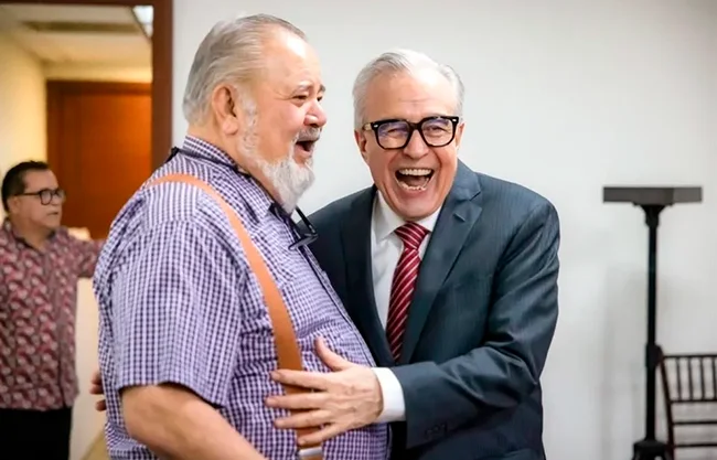 Urge Oposición a Sheinbaum perfil anti Rocha en Sinaloa