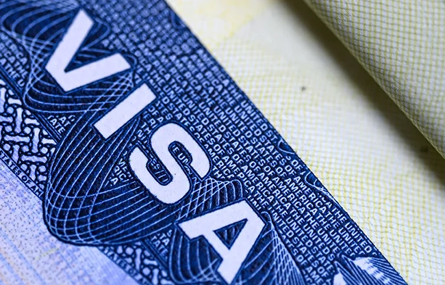 Administración Trump suspende citas para visas de inmigrante a solicitantes de todo el mundo