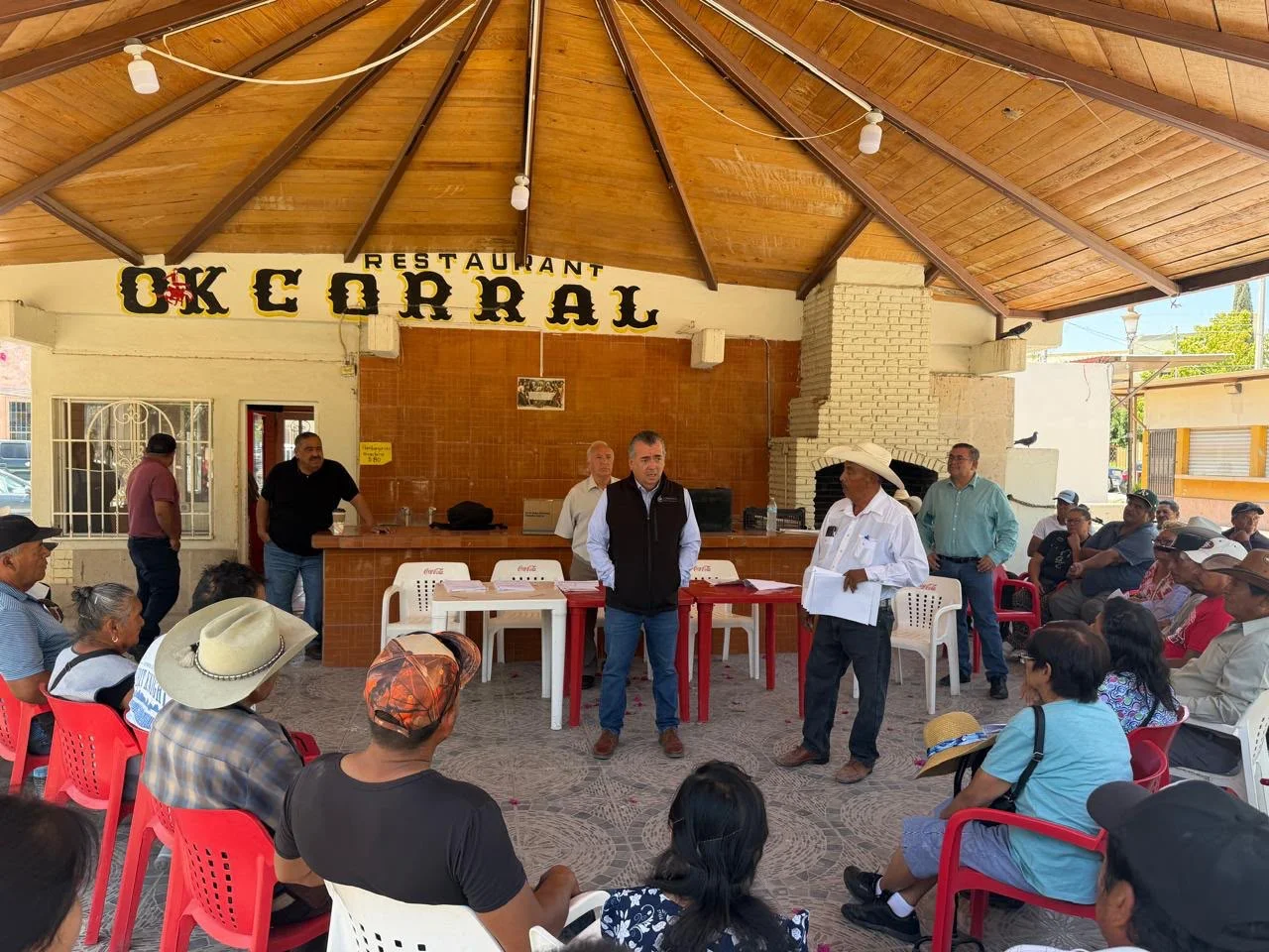 Conagua acerca trámites a usuarios del Distrito de Riego 017 en San Pedro