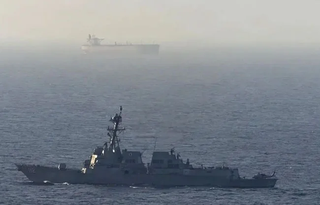 El Ejército de Estados Unidos asegura que el estrecho de Ormuz está desminado y abierto