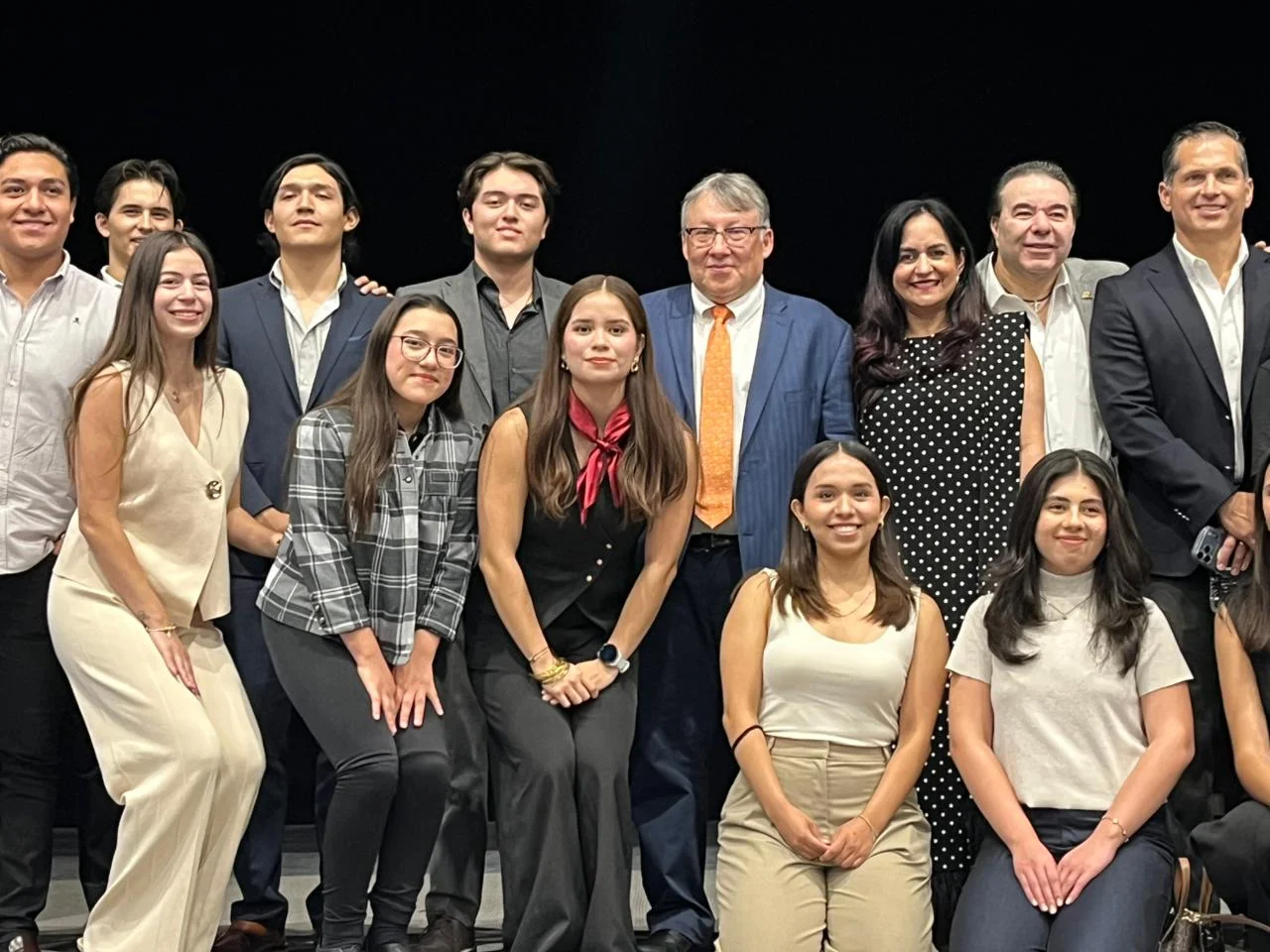 Analizan política monetaria y toma de decisiones en cátedra del IMEF Laguna