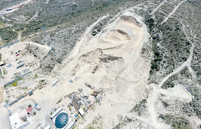 Saquean historia, y ahora… la tierra; quedan en la Angostura sólo recuerdos