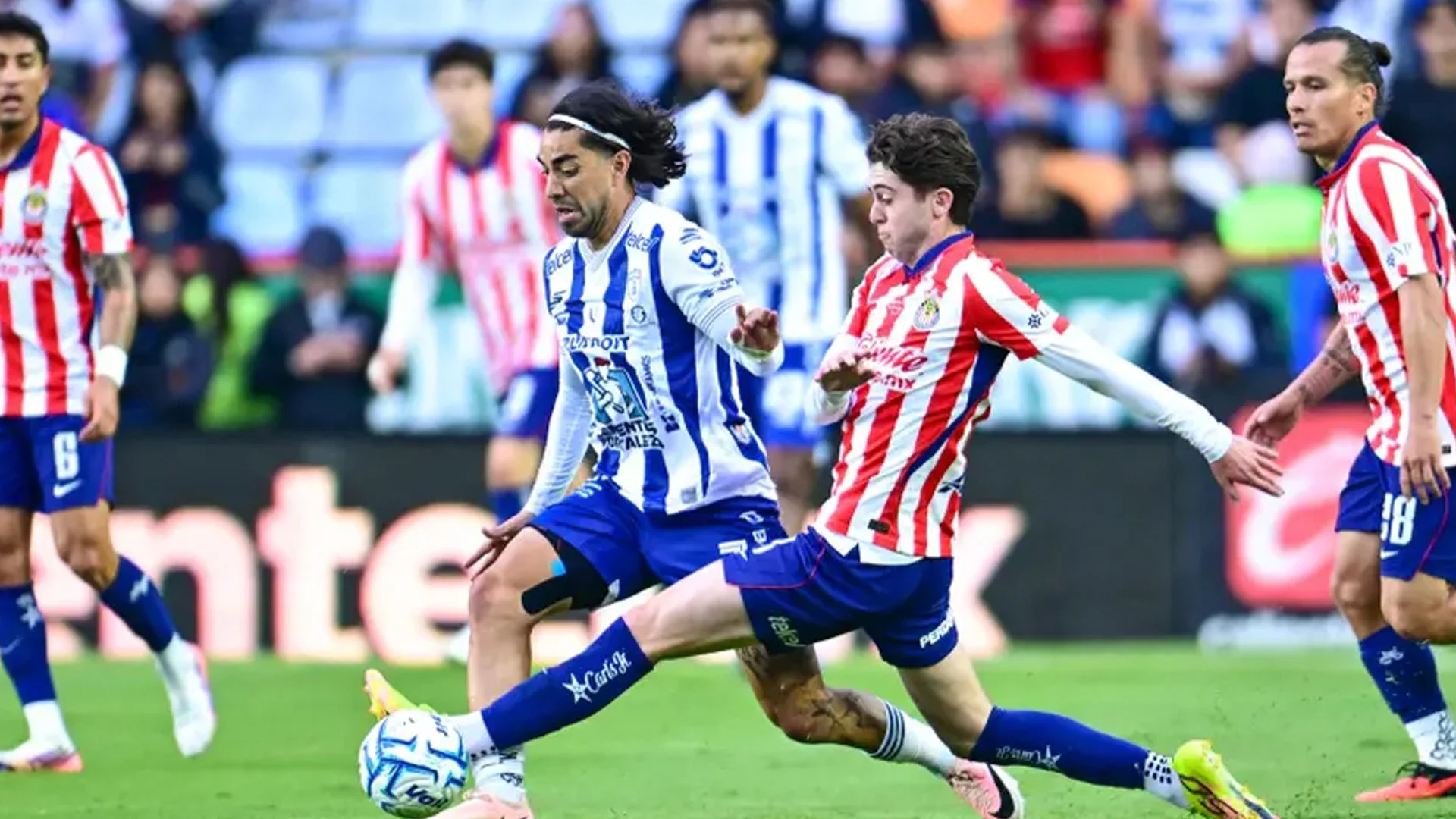 ¡Amargo adiós! Chivas deja ir el triunfo ante Pachuca en los últimos minutos