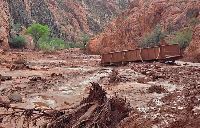 Reportan 15 desaparecidos por inundación en Gran Cañón en EU