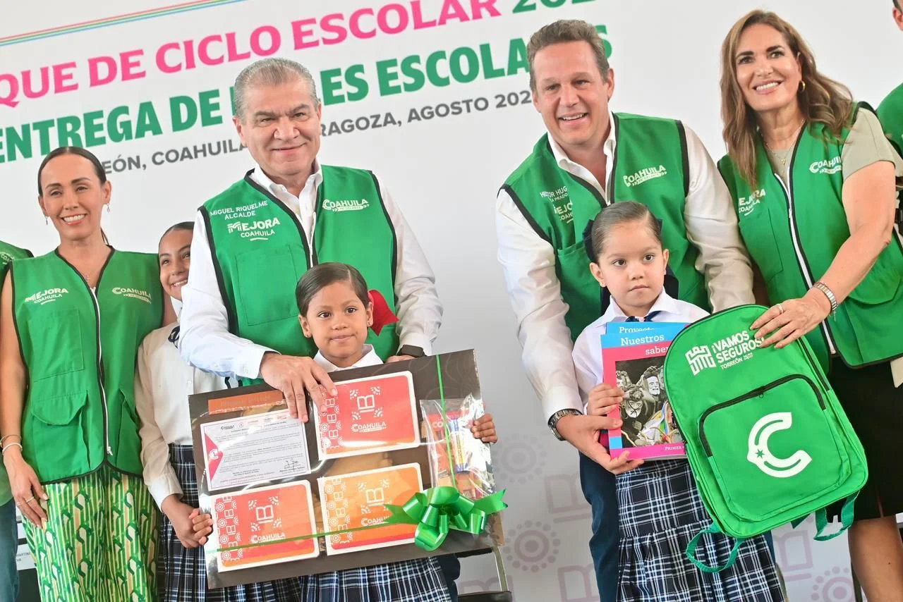 Arranca en Torreón el ciclo escolar 2026-2027 con apoyo para más de 90 mil estudiantes