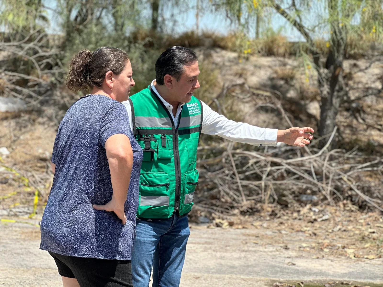 Inicia Simas reposición de subcolector tras colapso de tubería en Praxedis Guerrero