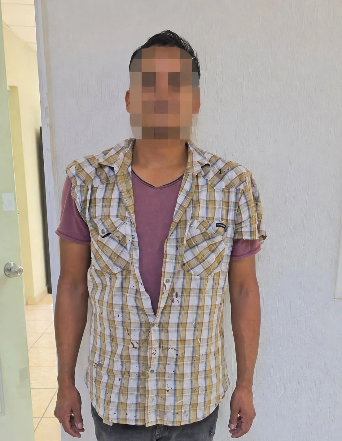 Detienen a hombre por robo a comercio en el fraccionamiento Las Misiones de Torreón