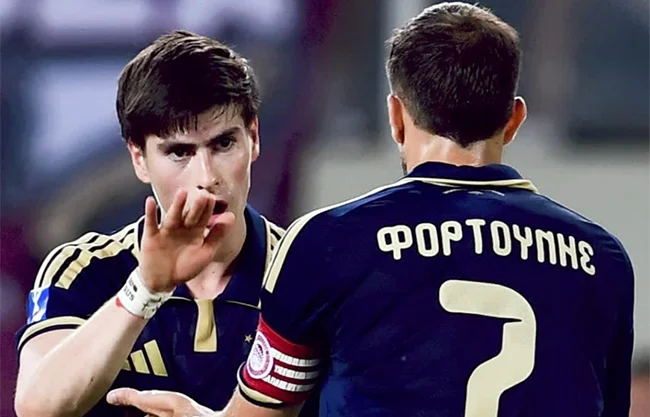 La 'Hormiga' González marca su primer gol en Europa con Olympiacos