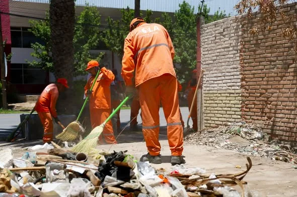 “La Ola” crecerá en Torreón; reforzarán personal para limpieza de parques y colonias