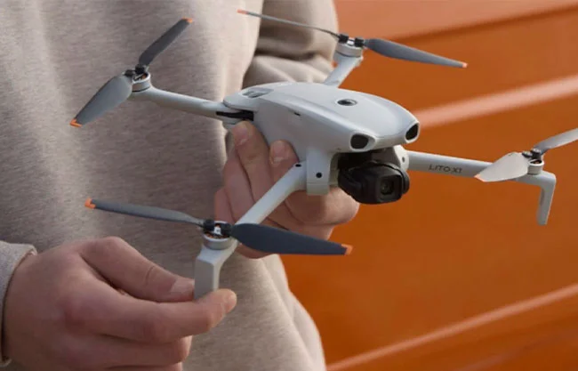 Drones chinos bajo presión en EU: aranceles de Trump entran en vigor y China protesta