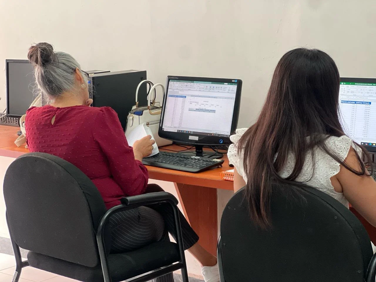 Capacitan gratis a mujeres de Torreón para ampliar sus oportunidades de empleo e ingresos