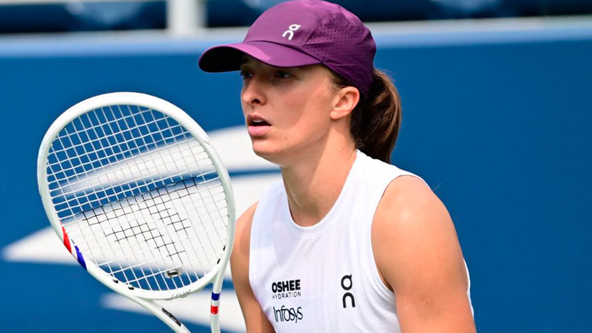 Iga Swiatek pasa apuros pero avanza a Octavos en el US Open
