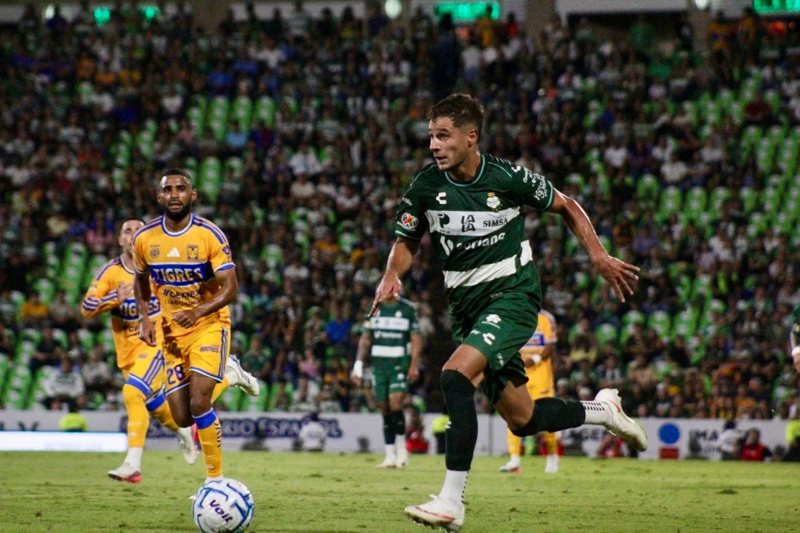 Se enfila Club Santos por primer triunfo ante Cruz Azul