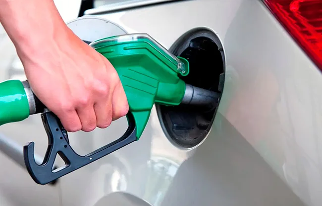 Profeco revela trucos en la bomba para que el tanque dure más