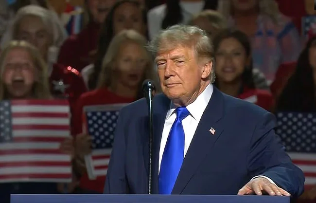 Las tres barreras estructurales que hacen inviable el “Dividendo Trump” de 5,000 dólares