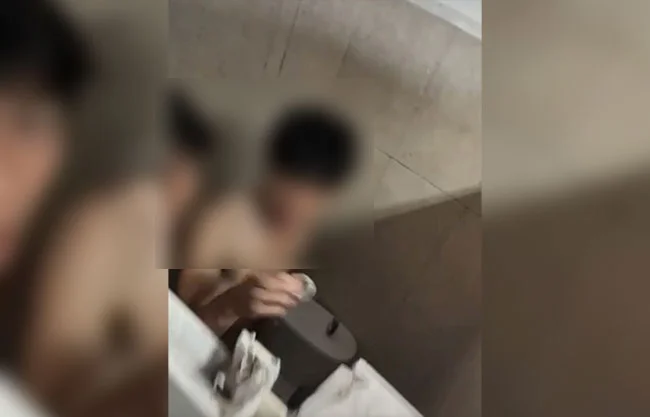 Nuevo escándalo en el plantel, convierten en motel Sanitarios del CBTIS 34