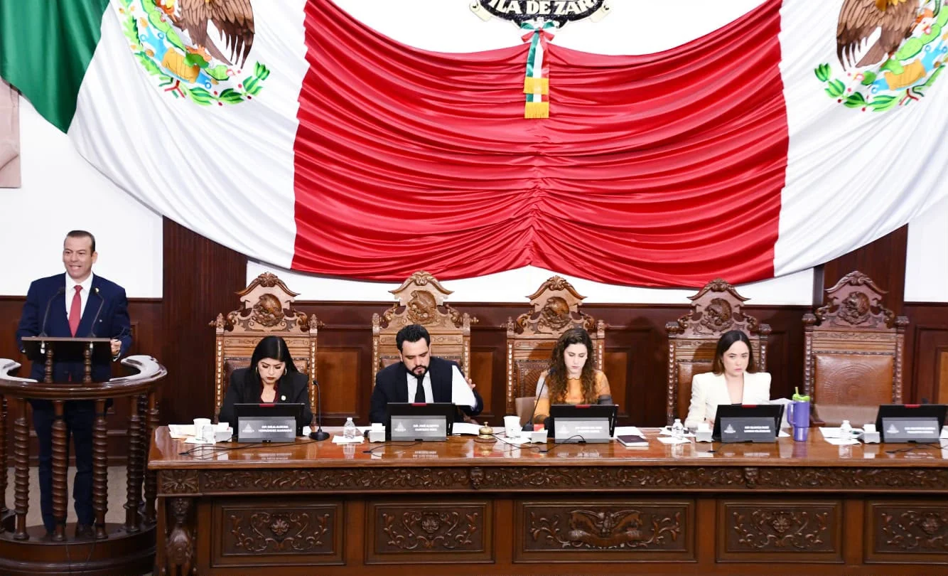 Proponen regular uso de inteligencia artificial en escuelas de Coahuila