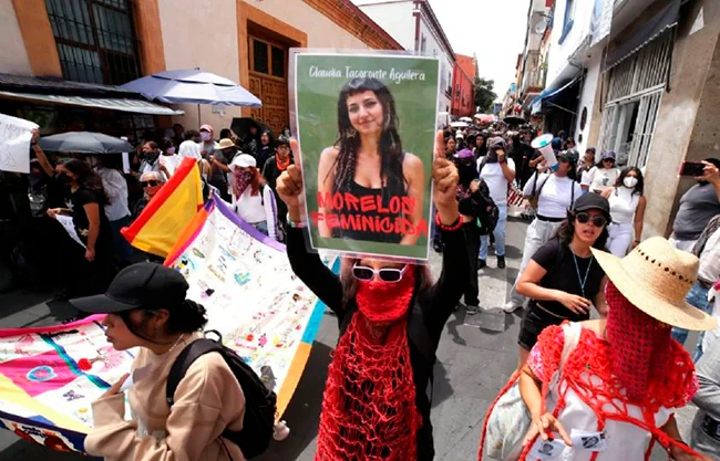 Giran orden de aprehensión contra presunto feminicida de la española Claudia Tacoronte