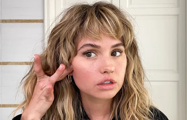 Debby Ryan revela lesión cerebral que cambió su vida: ‘Algunas cosas no regresaron’