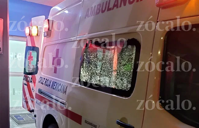 Ambulancia de Cruz Roja es atacada con ladrillazo mientras trasladaba a un paciente en Saltillo