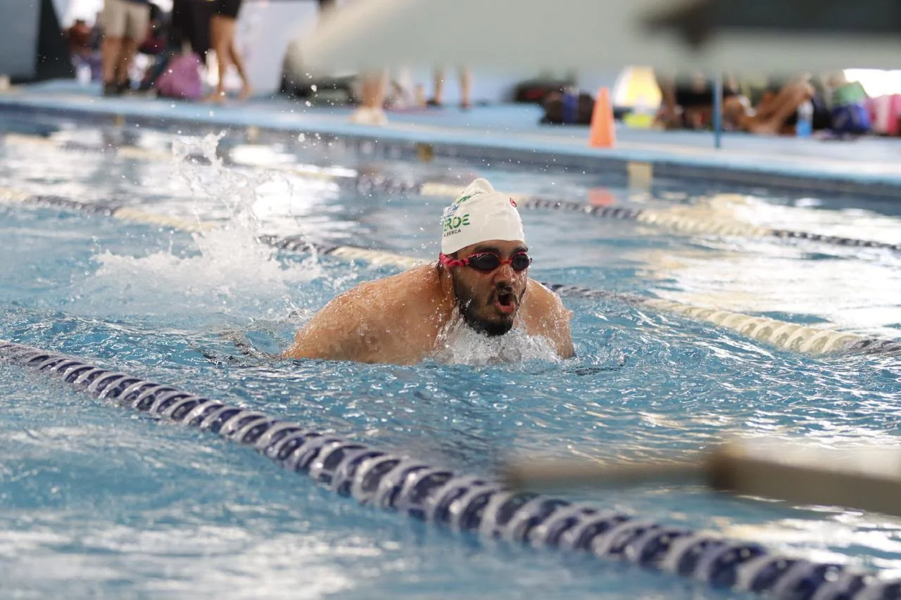 Culmina con éxito el evento de natación por el 119 aniversario de Torreón