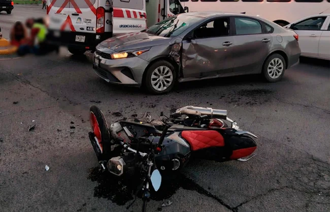 Buscan frenar conducción de menores en motos y autos ante aumento de accidentes