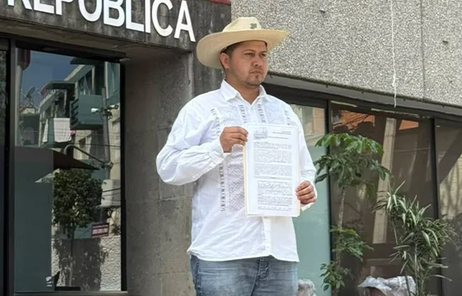 Regidor de Uruapan acusa ante la FEMDO al hermano de Carlos Manzo por delincuencia organizada