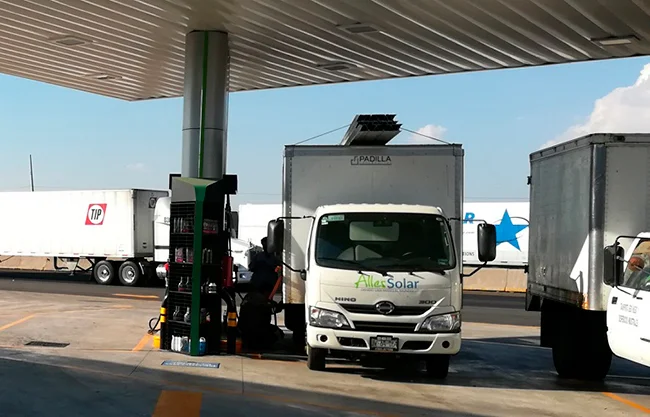 México, en alerta ante posible cierre de exportaciones de diésel de EU