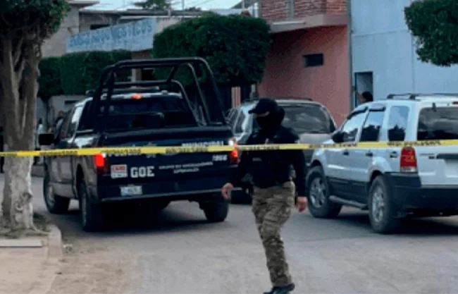 Comando armado mata a tres policías estatales en Comonfort, Guanajuato