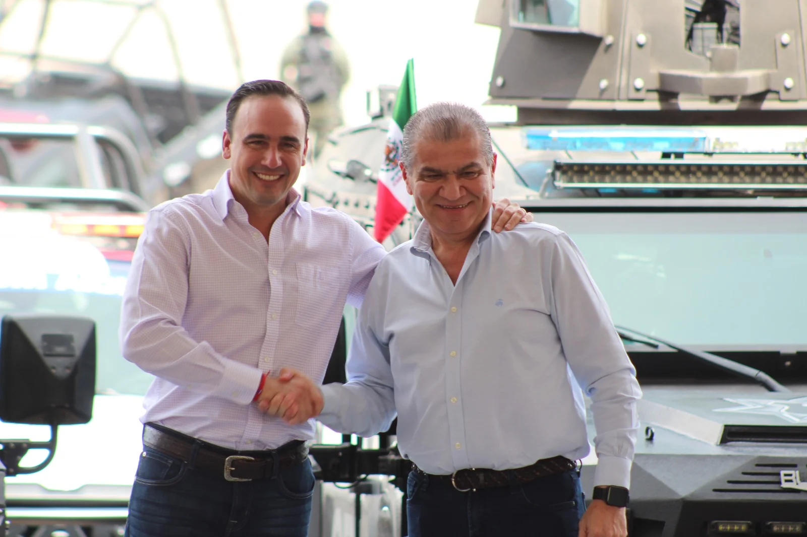 Manolo Jiménez y Miguel Riquelme entregan equipamiento por 70 mdp a la Policía de Torreón