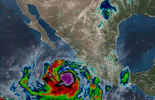 Se intensifica 'Rachel' a huracán categoría 1 frente a costas de Jalisco