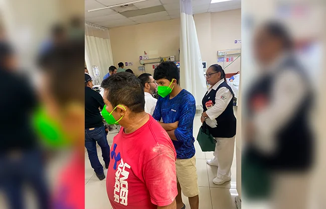 Se intoxican dos personas en chatarrera con químico