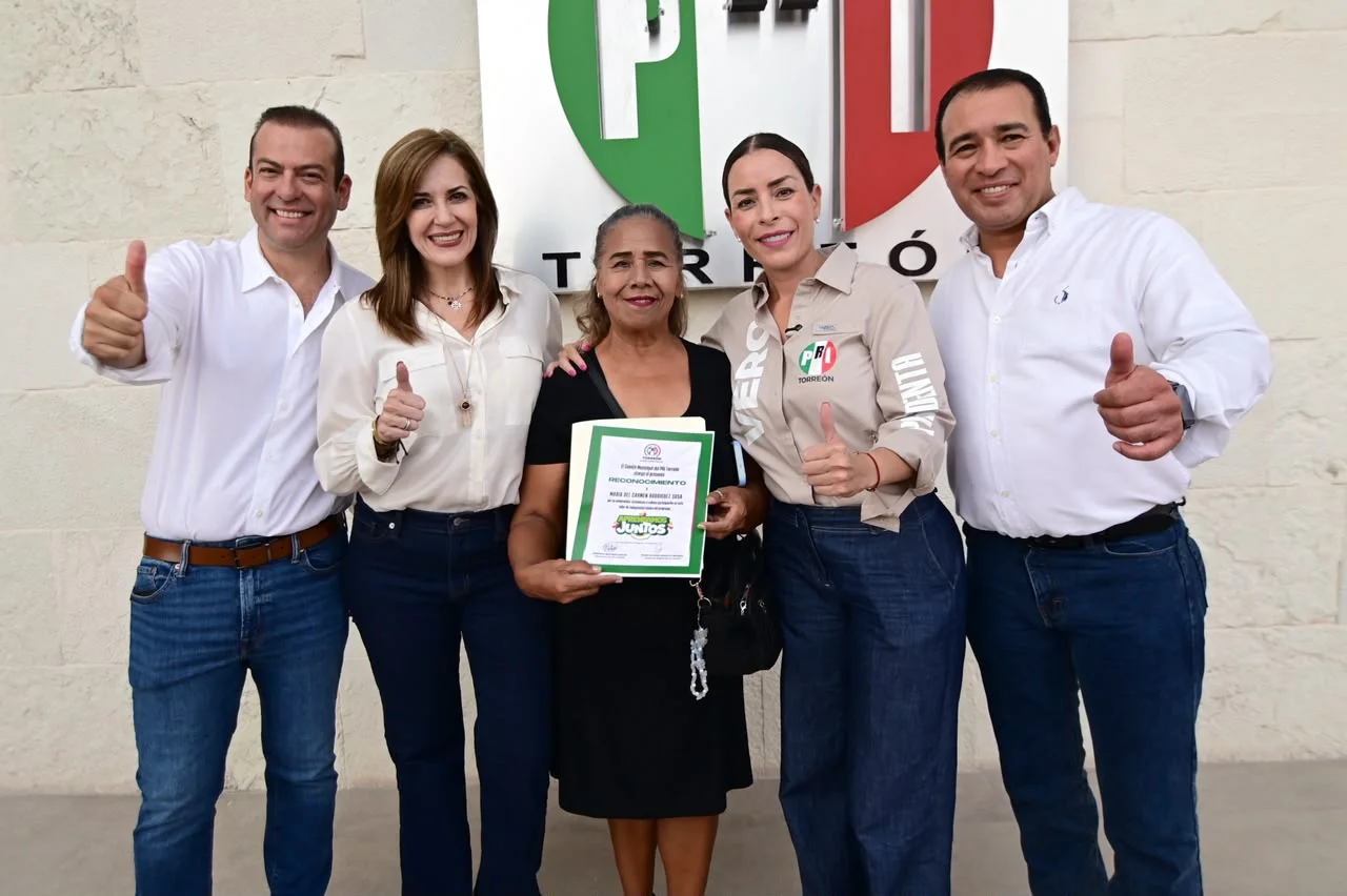 PRI Torreón entrega reconocimientos a participantes de cursos de capacitación