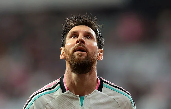 Messi llega a Argentina para su despedida de la Albiceleste