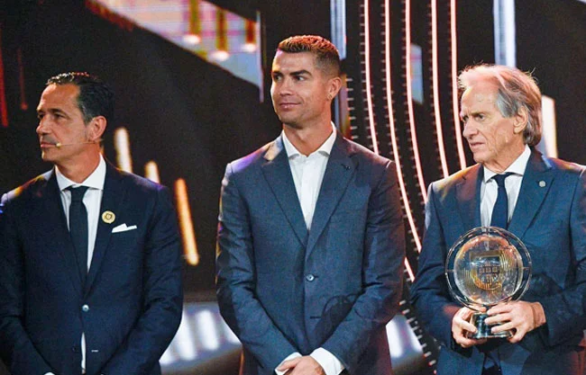 Presidente de la Federación Portuguesa defiende a Cristiano Ronaldo: 'Es el mejor de todos los tiempos'